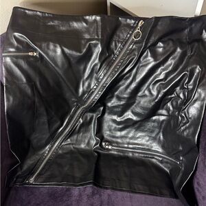 Black Faux Leather Skirt with Zipper Details